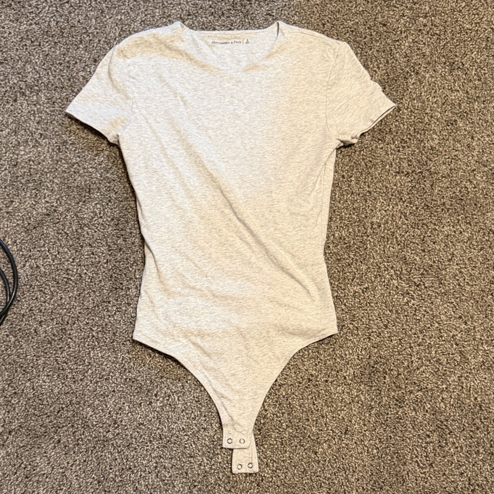 Abercrombie & Fitch Light Heather Gray Short Sleeve Bodysuit